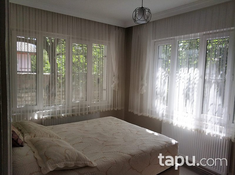 Konya Selçuklu Aydınlıkevler'de Bahçeli Müstakil Ev