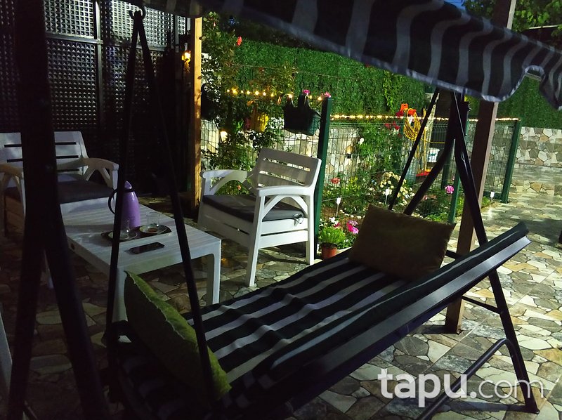 Konya Selçuklu Aydınlıkevler'de Bahçeli Müstakil Ev