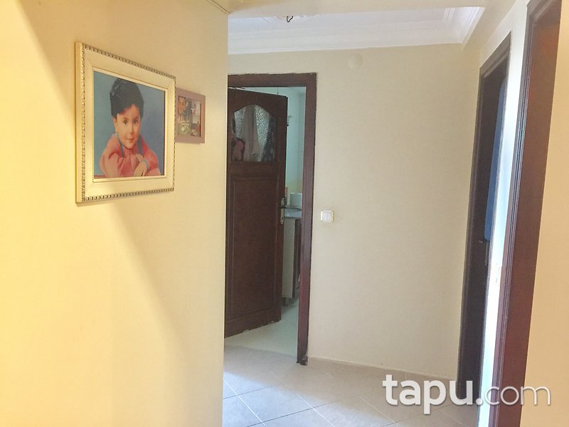 Maltepe Altıntepe'de Balkonlu Geniş Ferah 3+1 Daire