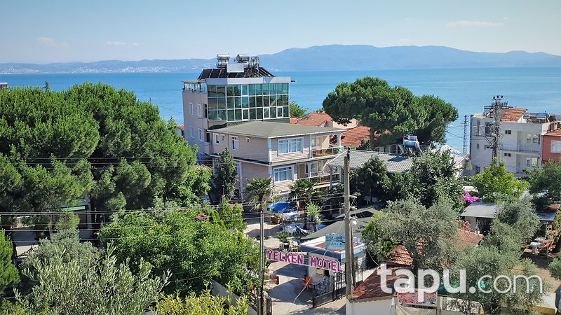 Yalova Armutlu Fıstıklı 'da Deniz Manzaralı 30 Odalı Motel