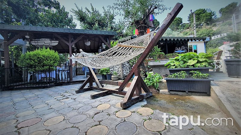 Yalova Armutlu Fıstıklı 'da Deniz Manzaralı 30 Odalı Motel