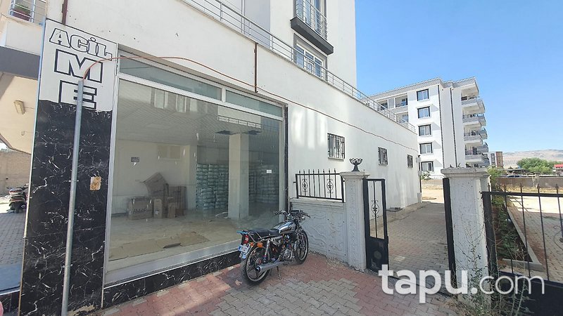 Adıyaman Merkez Yunus Emre Mahallesi'nde Depolu Dükkan (24294)