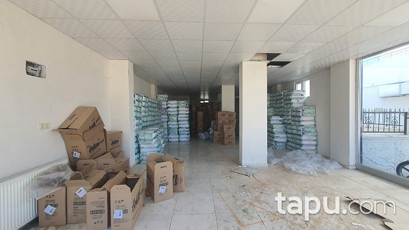 Adıyaman Merkez Yunus Emre Mahallesi'nde Depolu Dükkan (24294)