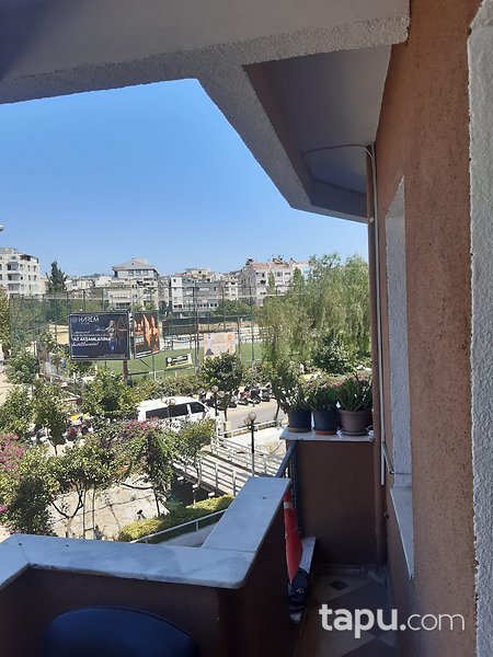 Kuşadası Merkez'de 28 m2 Ofis