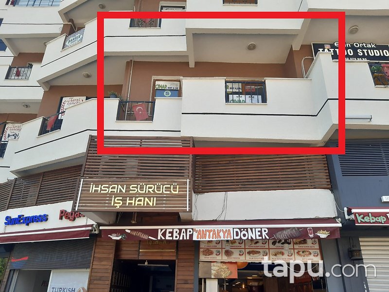 Kuşadası Merkez'de 28 m2 Ofis
