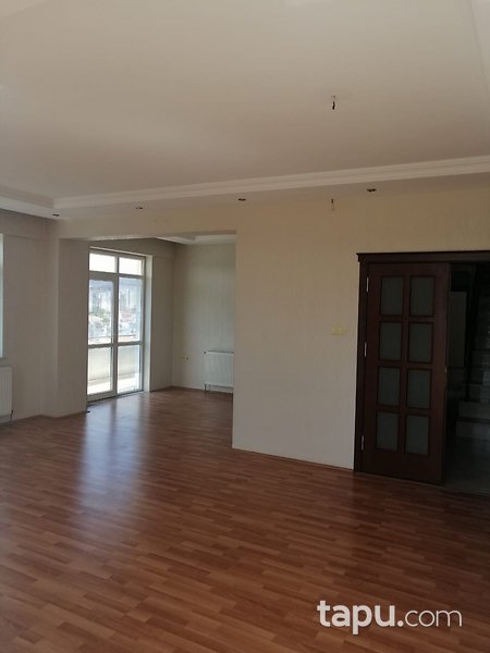 Konya Selçuklu Yazır'da 3+1 Geniş Dubleks Daire