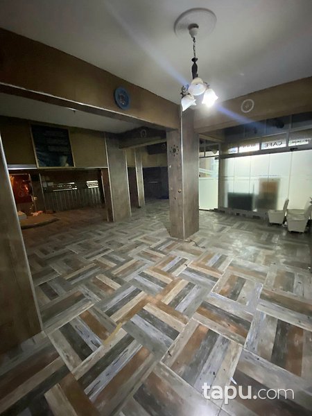 Kütahya Merkez Alipaşa Mahallesi'nde 125 m2 Dükkan