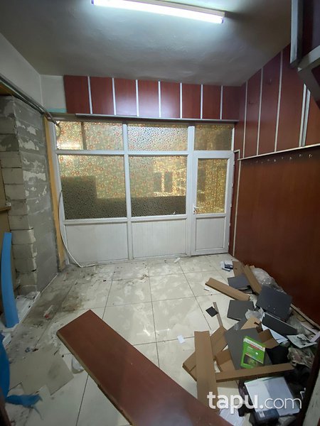 Kütahya Merkez Alipaşa Mahallesi'nde 125 m2 Dükkan