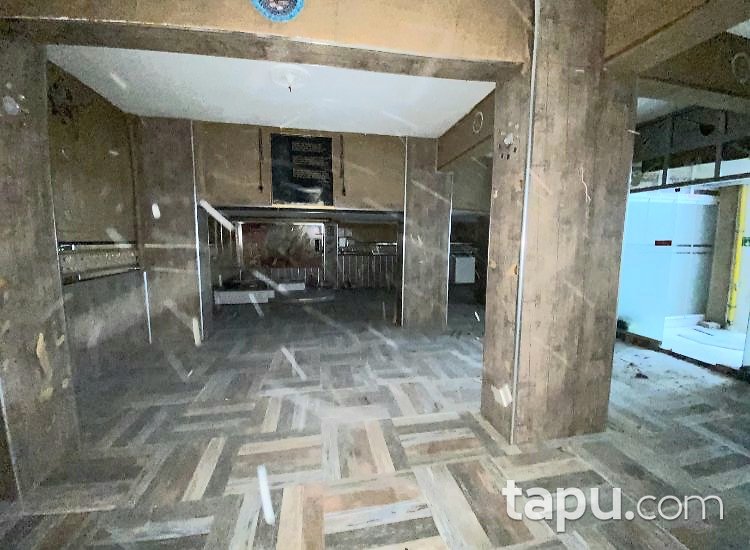 Kütahya Merkez Alipaşa Mahallesi'nde 125 m2 Dükkan