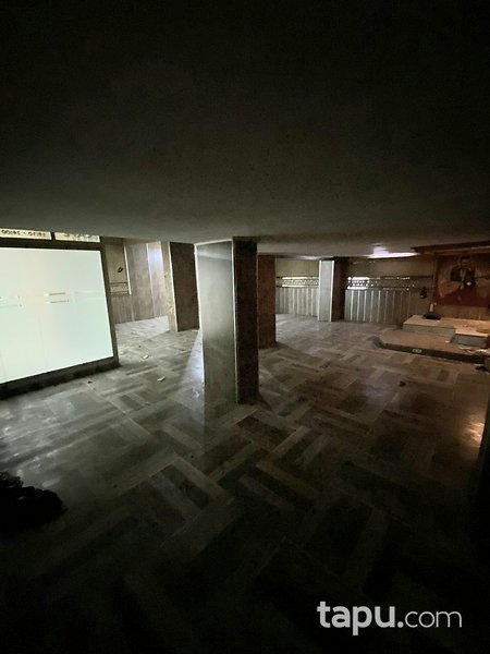 Kütahya Merkez Alipaşa Mahallesi'nde 125 m2 Dükkan