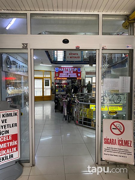 Kütahya Merkez Alipaşa Mahallesi'nde 125 m2 Dükkan