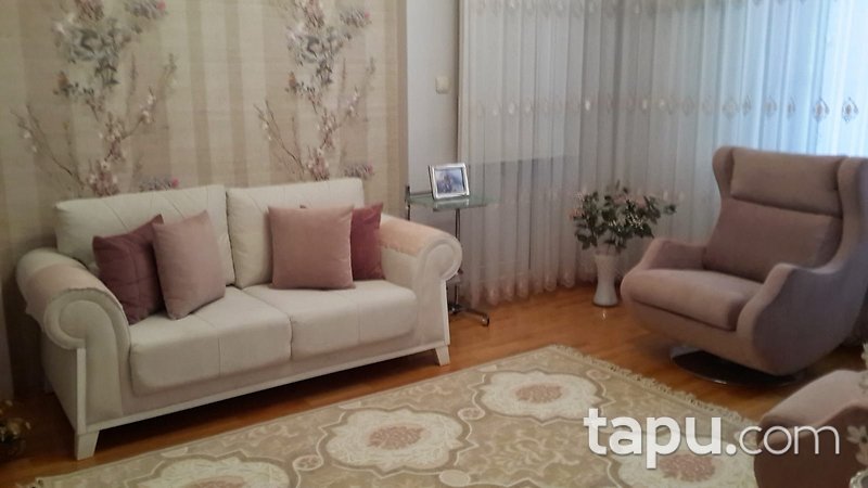 Çankaya Özgür Anıl Sitesi'nde Bakımlı 3+1 Daire