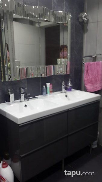 Çankaya Özgür Anıl Sitesi'nde Bakımlı 3+1 Daire