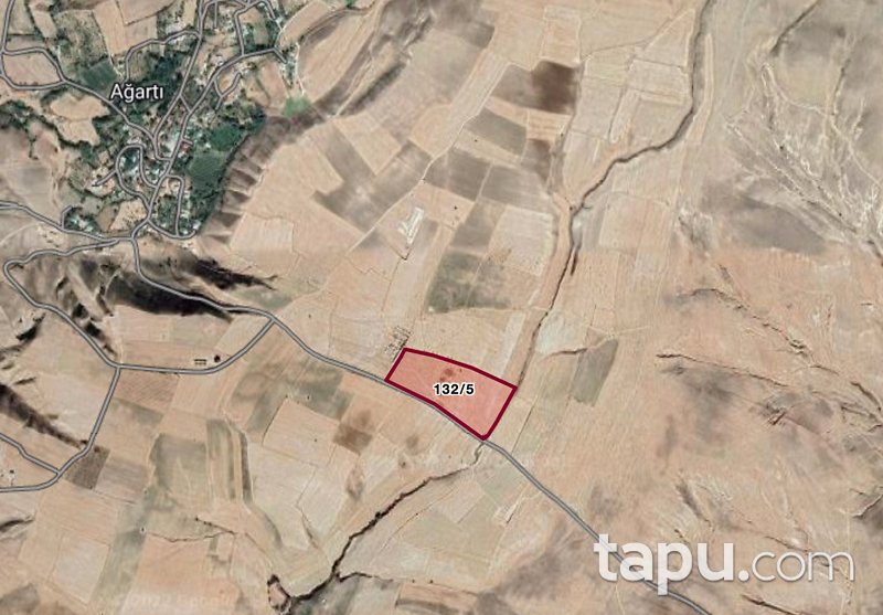 Van Tuşba Ayanıs'da Yatırımlık 50 Dönüm Tarla