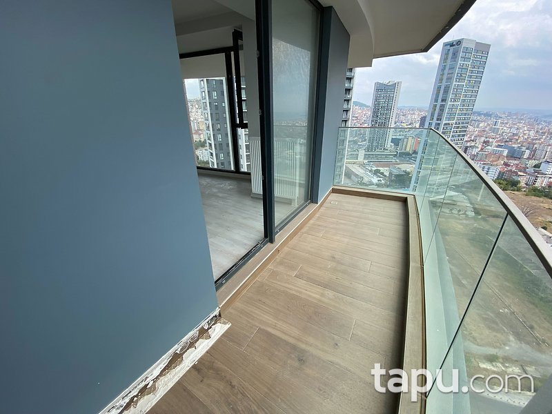 Kartal'da Dap Teras Kule'de Deniz Manzaralı Stüdyo (1+0) Daire (BRG-440)