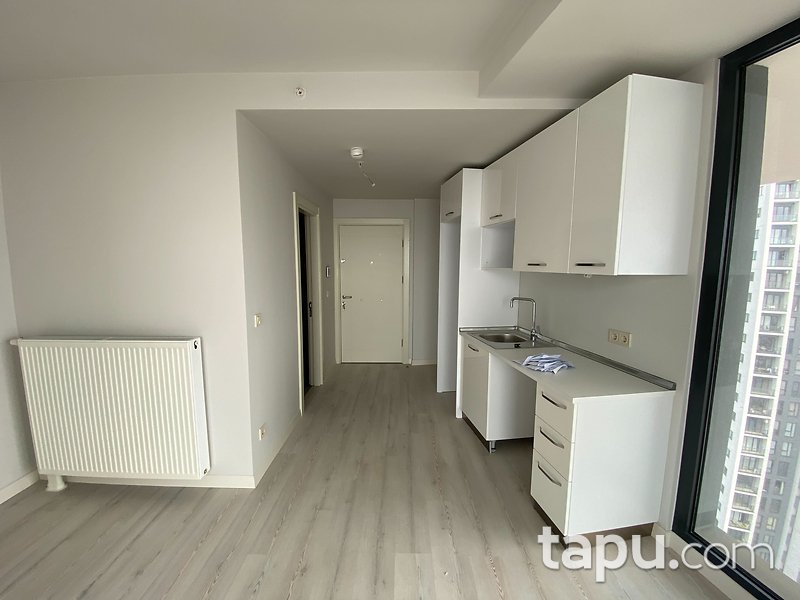 Kartal'da Dap Teras Kule'de Deniz Manzaralı Stüdyo (1+0) Daire (BRG-440)
