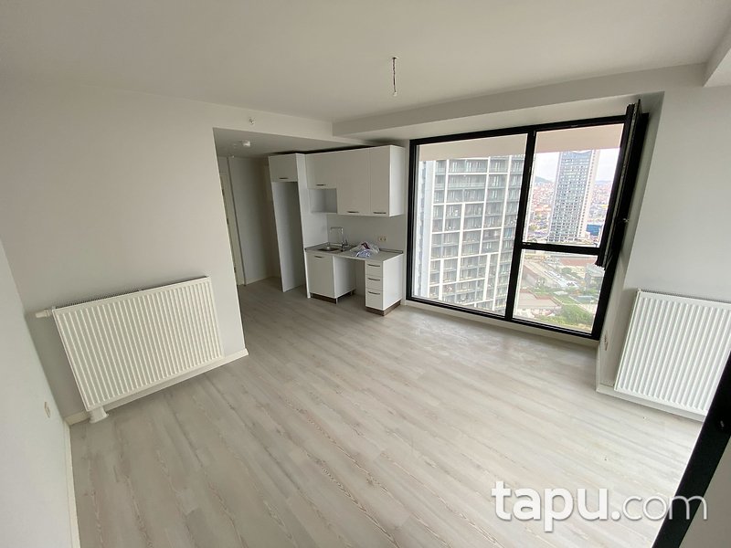 Kartal'da Dap Teras Kule'de Deniz Manzaralı Stüdyo (1+0) Daire (BRG-440)
