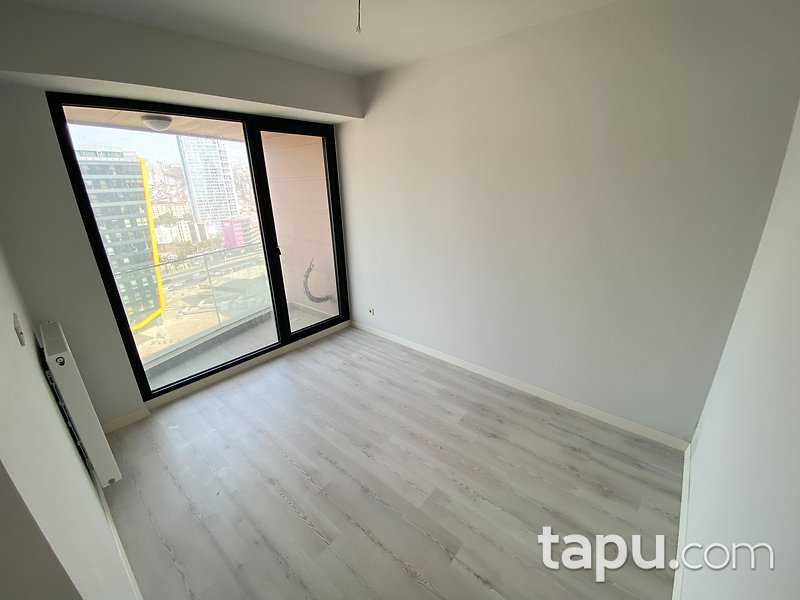 Kartal'da Dap Teras Kule'de 82 m2 1+1 Daire (BRG-422)