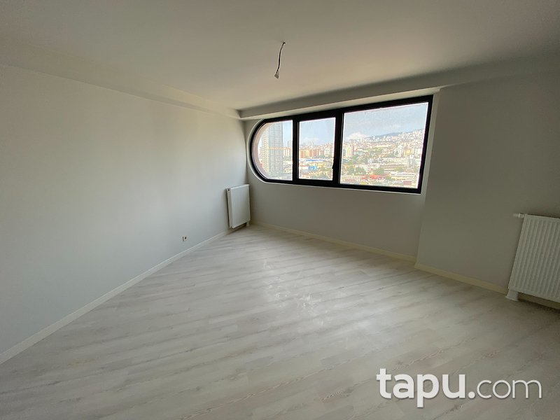 Kartal'da Dap Teras Kule'de 82 m2 1+1 Daire (BRG-422)