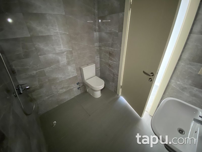 Kartal'da Dap Teras Kule'de 2+1 Daire (BRG-431)