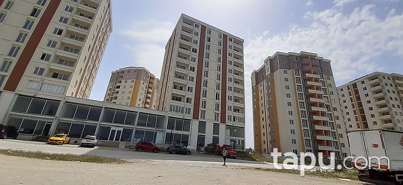 KİRALIK -Çerkezköy Kızılpınar Palmiye Konutları'nda 3+1 Daire