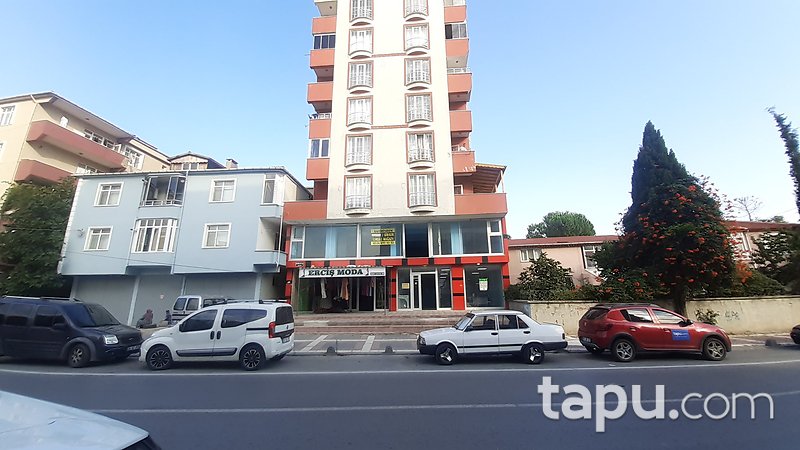 Kızılpınar İstiklal Caddesi'nde 2 Adet Dükkan