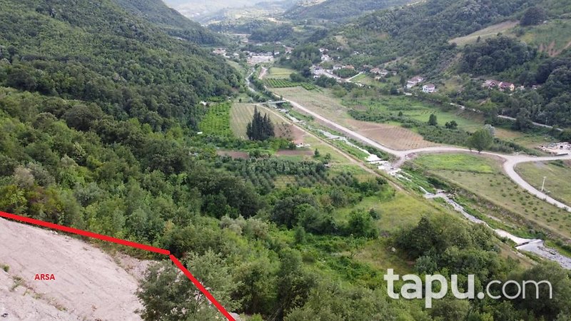 Gölcük Hisareyin'de 898 m2 Doğa Manzaralı Bağ