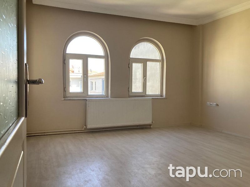 Manisa Akhisar İnönü Mahallesi'nde Merkezi Konumda 4+1 Daire