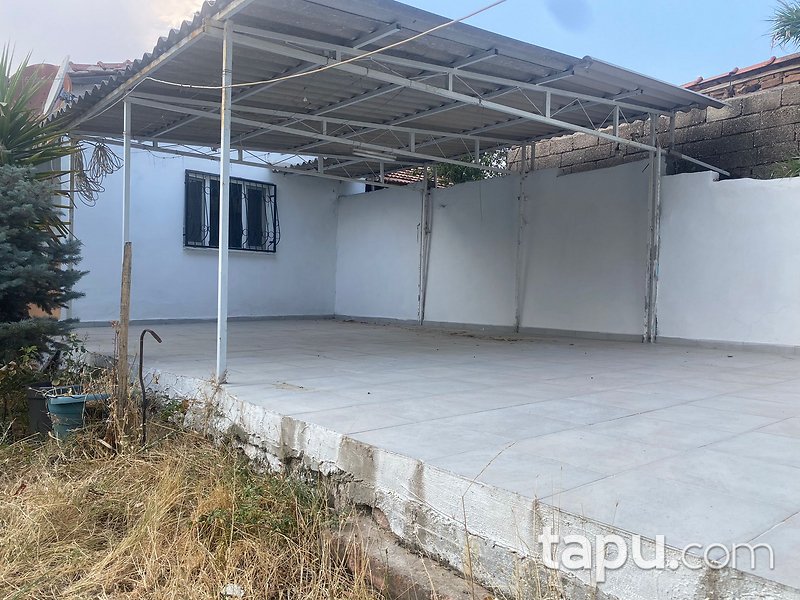 Manisa Akhisar Kayalıoğlu Mahallesi'nde %40 İmarlı Arsa ve Ev