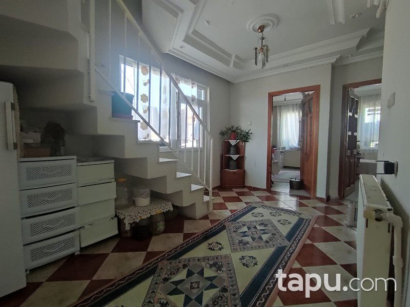 Kartal Gümüşpınar'da Geniş Kullanımlı 4+1 Daire