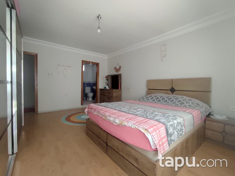 Kartal Gümüşpınar'da Geniş Kullanımlı 4+1 Daire