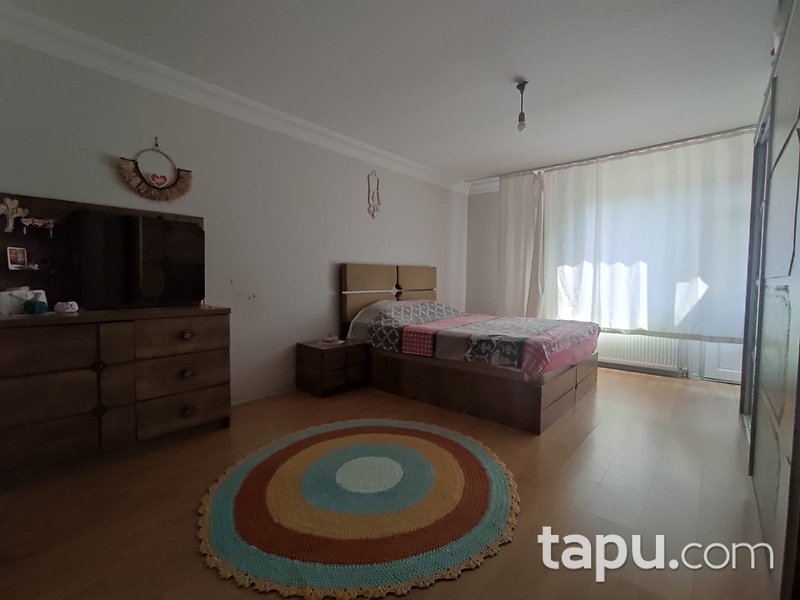Kartal Gümüşpınar'da Geniş Kullanımlı 4+1 Daire