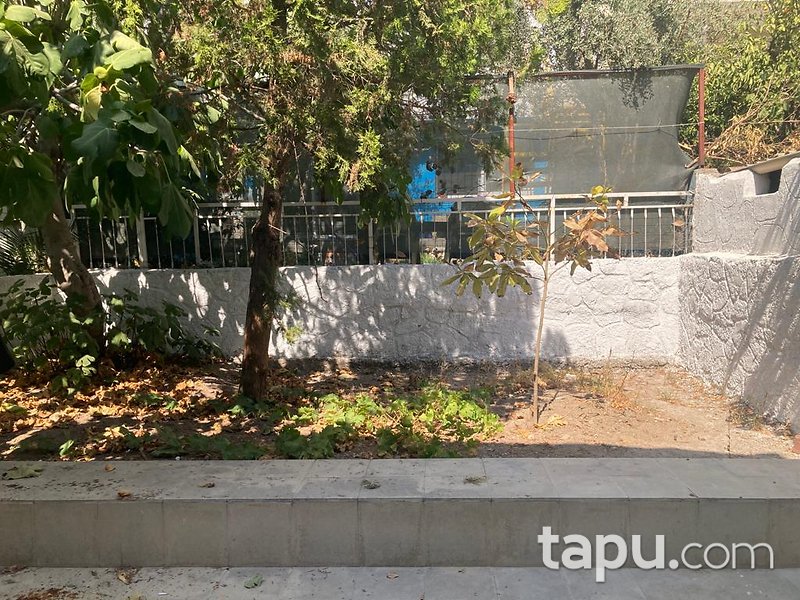 Bornova Ergene Mahallesi Merkezi Konumda Fırsat 3 Katlı Komple Bina