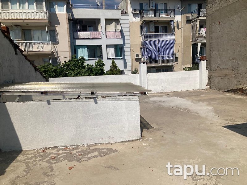 Bornova Ergene Mahallesi Merkezi Konumda Fırsat 3 Katlı Komple Bina