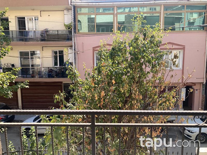 Bornova Ergene Mahallesi Merkezi Konumda Fırsat 3 Katlı Komple Bina