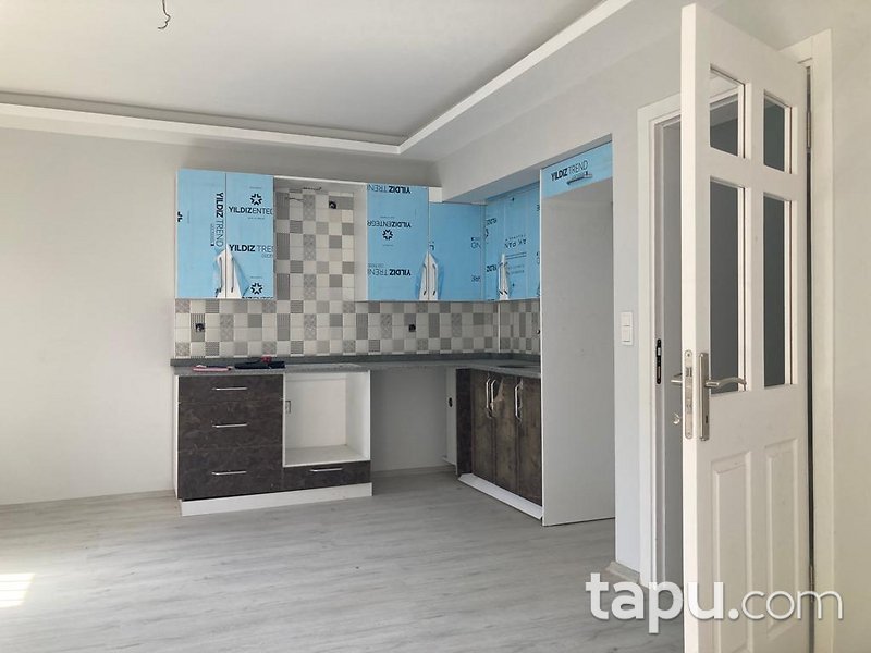 Bornova Ergene Mahallesi Merkezi Konumda Fırsat 3 Katlı Komple Bina