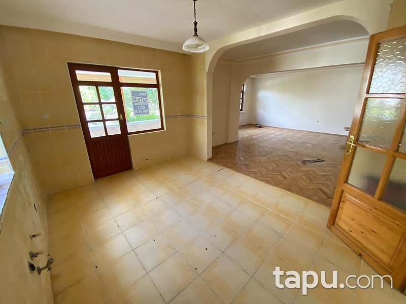 Akyurt Akkent Sitesi'nde Bahçe Kullanımlı 225 m2 Dubleks Daire