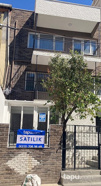 Bornova Ergene Mahallesi Merkezi Konumda Fırsat 3 Katlı Komple Bina
