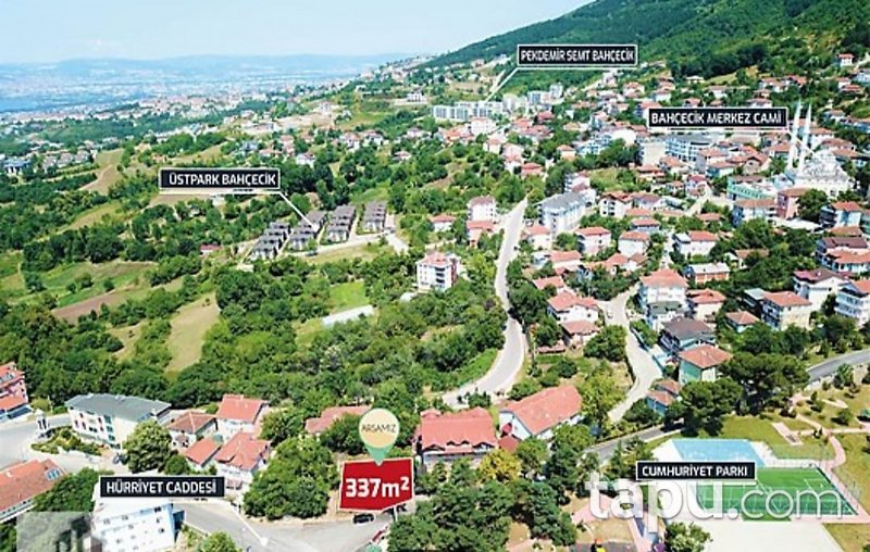 Başiskele Bahçecik'te 337 m2 İmarlı Arsa