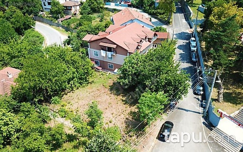 Başiskele Bahçecik'te 337 m2 İmarlı Arsa