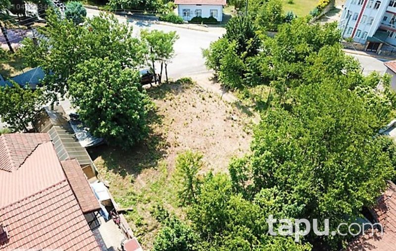 Başiskele Bahçecik'te 337 m2 İmarlı Arsa