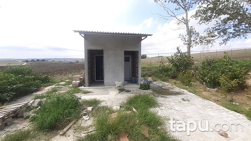 Çerkezköy'de İskânlı ve İşletme Ruhsatlı 12 Dönüm Çiftlik