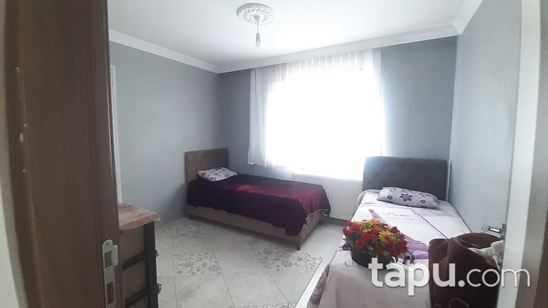 Çerkezköy'de İskânlı ve İşletme Ruhsatlı 12 Dönüm Çiftlik