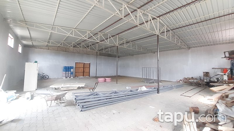 Çerkezköy'de İskânlı ve İşletme Ruhsatlı 12 Dönüm Çiftlik