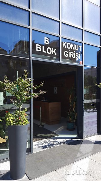 Maltepe Ritim İstanbul'da İskanlı 57 m2 İşyeri