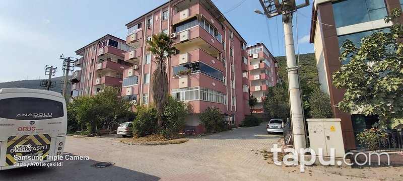 Körfez'de Deniz ve Köprü Manzaralı 3+1 Daire