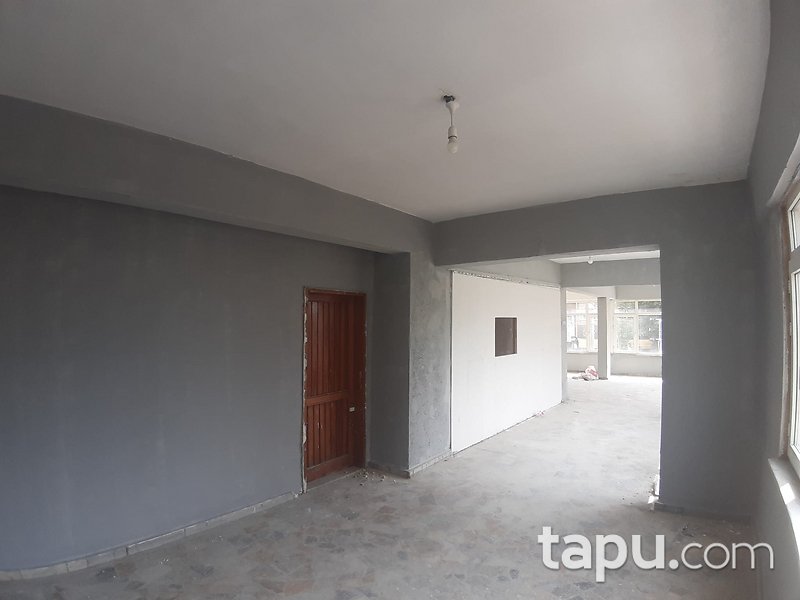 Çeliktepe İsmet İnönü Caddesinde Tabela Değeri Yüksek 97 m2 İş Yeri