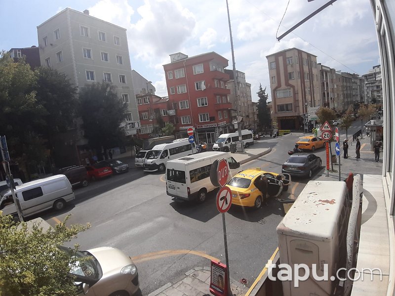 Çeliktepe İsmet İnönü Caddesinde Tabela Değeri Yüksek 97 m2 İş Yeri