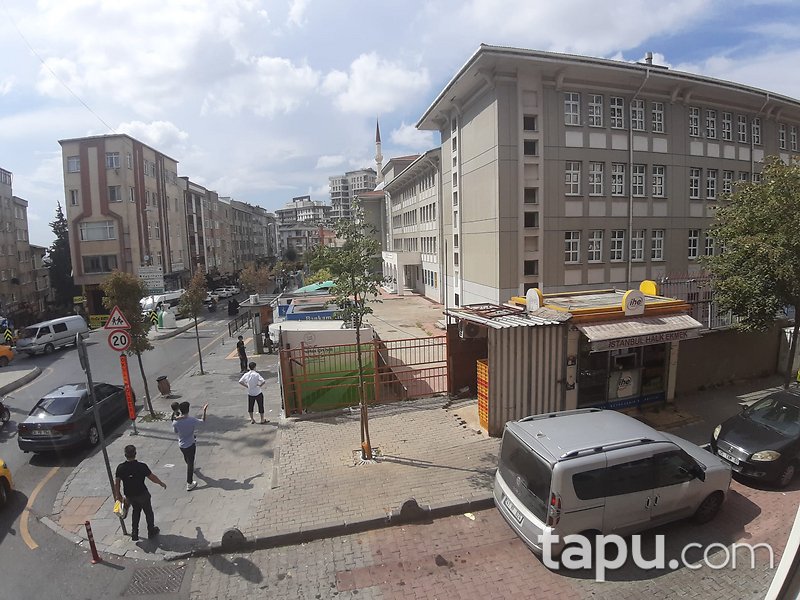 Çeliktepe İsmet İnönü Caddesinde Tabela Değeri Yüksek 97 m2 İş Yeri