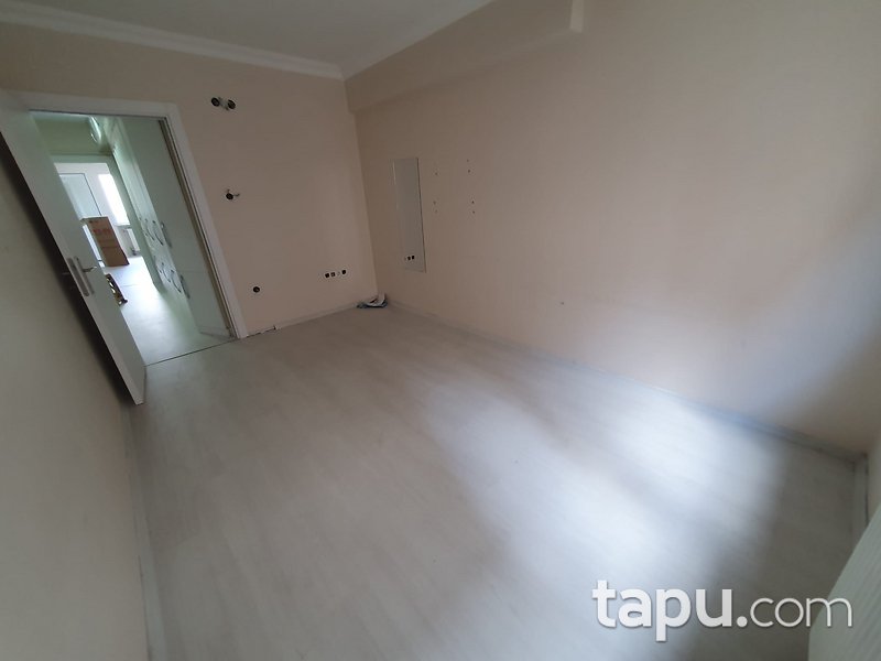 KİRALIK-Avcılar Parseller'de Metrobüs'e Yakın Ara Kat 2+1 Daire